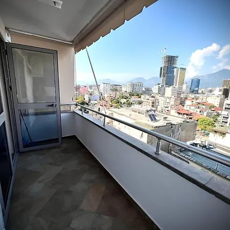 Penthouse City Center - 3 Min From Main Square Apartman *