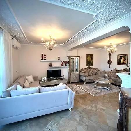 Penthouse City Center - 3 Min From Main Square Apartman Tirana